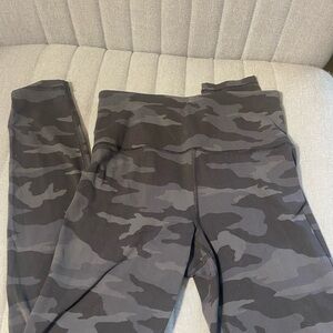 Athleta Women's Black Camouflage Leggings